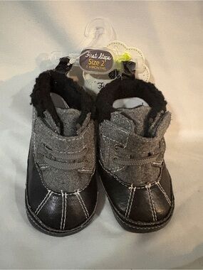 First Steps Size 2 Black and Gray Baby Walker Shoes